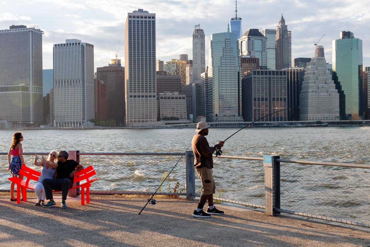 Fishing Brooklyn Bridge Park